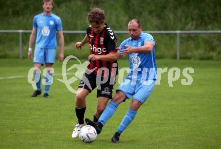 Fussball Unterliga West. Admira Villach gegen Lind.  Christoph Wolfgang Friedrich Tischner  (Villach),  Christoph Zoehrer (Lind).
Villach, am 1.6.2024.
Foto: Kuess
www.qspictures.net
---
pressefotos, pressefotografie, kuess, qs, qspictures, sport, bild, bilder, bilddatenbank