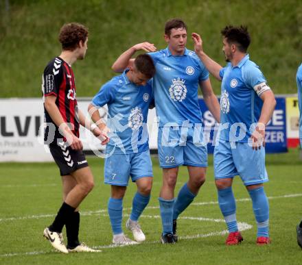 Fussball Unterliga West. Admira Villach gegen Lind.  Torjubel Nace Begus, Daniel Ebner, 
Julian Mataln  (Lind).
Villach, am 1.6.2024.
Foto: Kuess
www.qspictures.net
---
pressefotos, pressefotografie, kuess, qs, qspictures, sport, bild, bilder, bilddatenbank
