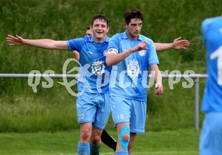 Fussball Unterliga West. Admira Villach gegen Lind.   Torjubel Rene Loeschnig, Daniel Ebner  (Lind). Villach, am 1.6.2024.
Foto: Kuess
www.qspictures.net
---
pressefotos, pressefotografie, kuess, qs, qspictures, sport, bild, bilder, bilddatenbank