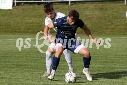 Fussball. KFV Cup. Koettmannsdorf gegen Grafenstein.  Marcel Daniel Arrich  (Koettmannsdorf),   Nico Benito Holzer (Grafenstein). Koettmannsdorf, am 4.6.2024.
Foto: Kuess
www.qspictures.net
---
pressefotos, pressefotografie, kuess, qs, qspictures, sport, bild, bilder, bilddatenbank