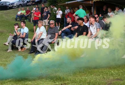 Fussball. KFV Cup. Koettmannsdorf gegen Grafenstein.   Fans (Koettmannsdorf). Koettmannsdorf, am 4.6.2024.
Foto: Kuess
www.qspictures.net
---
pressefotos, pressefotografie, kuess, qs, qspictures, sport, bild, bilder, bilddatenbank
