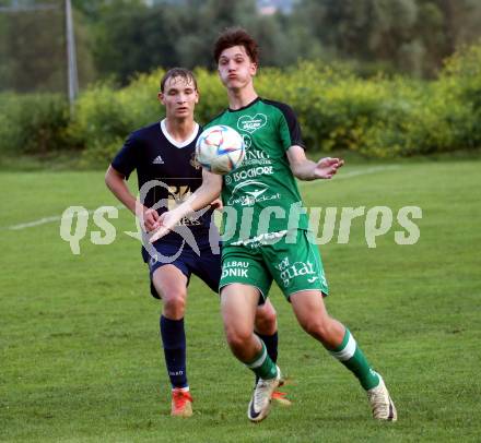 Fussball Kaerntner Liga. Velden gegen Lendorf.  Marlon Louis Winter (Velden),  David Feichter (Lendorf). St. Egyden, am 7.6.2024.
Foto: Kuess
www.qspictures.net
---
pressefotos, pressefotografie, kuess, qs, qspictures, sport, bild, bilder, bilddatenbank