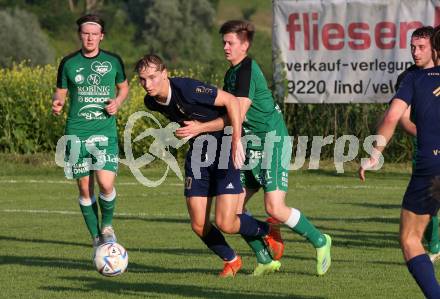 Fussball Kaerntner Liga. Velden gegen Lendorf.  Marlon Louis Winter (Velden),  Florian Peter Suntinger (Lendorf). St. Egyden, am 7.6.2024.
Foto: Kuess
www.qspictures.net
---
pressefotos, pressefotografie, kuess, qs, qspictures, sport, bild, bilder, bilddatenbank