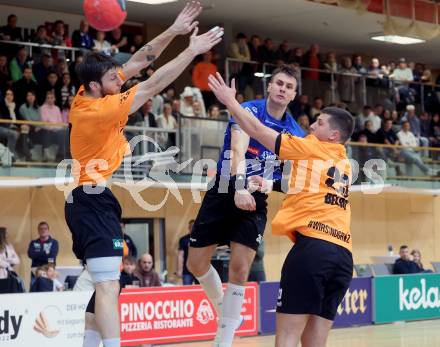 Handball Bundesliga. SC Ferlach gegen HSG Holding Graz.   Juranic Jura Egon (Ferlach),    Belos Nemanja (Graz).  Ferlach, am 23.11.2024.
Foto: Kuess
www.qspictures.net
---
pressefotos, pressefotografie, kuess, qs, qspictures, sport, bild, bilder, bilddatenbank