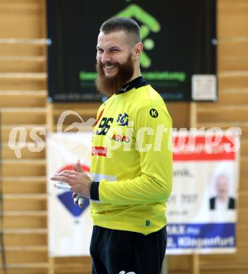 Handball Bundesliga. SC Ferlach gegen HSG Holding Graz. Micha Martin Konecny (Ferlach).. Ferlach, am 23.11.2024.
Foto: Kuess
www.qspictures.net
---
pressefotos, pressefotografie, kuess, qs, qspictures, sport, bild, bilder, bilddatenbank