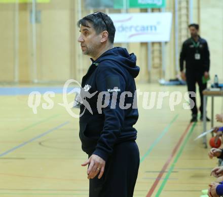 Handball Bundesliga. SC Ferlach gegen HSG Holding Graz. Trainer Robert Begus (Ferlach).. Ferlach, am 23.11.2024.
Foto: Kuess
www.qspictures.net
---
pressefotos, pressefotografie, kuess, qs, qspictures, sport, bild, bilder, bilddatenbank