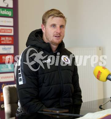 Fussball Bundesliga. Pressekonferenz. SK Austria Klagenfurt. Martin Hinteregger. Klagenfurt, am 26.11.2024.
Foto: Kuess
---
pressefotos, pressefotografie, kuess, qs, qspictures, sport, bild, bilder, bilddatenbank