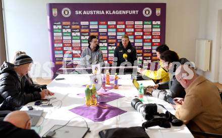 Fussball Bundesliga. Pressekonferenz. SK Austria Klagenfurt. Marco Walter, Martin Hinteregger. Klagenfurt, am 26.11.2024.
Foto: Kuess
---
pressefotos, pressefotografie, kuess, qs, qspictures, sport, bild, bilder, bilddatenbank