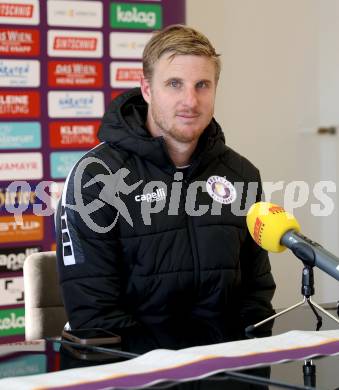 Fussball Bundesliga. Pressekonferenz. SK Austria Klagenfurt. Martin Hinteregger. Klagenfurt, am 26.11.2024.
Foto: Kuess
---
pressefotos, pressefotografie, kuess, qs, qspictures, sport, bild, bilder, bilddatenbank