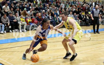 Basketball 2. Liga 2024/2025. Grunddurchgang 11. Runde.  Woerthersee Piraten gegen BBU Salzburg. Jan-Arne Apschner	 (Woerthersee Piraten),  Samuel Gatterbauer (Salzburg). Klagenfurt, am 7.12.2024.
Foto: Kuess


---
pressefotos, pressefotografie, kuess, qs, qspictures, sport, bild, bilder, bilddatenbank