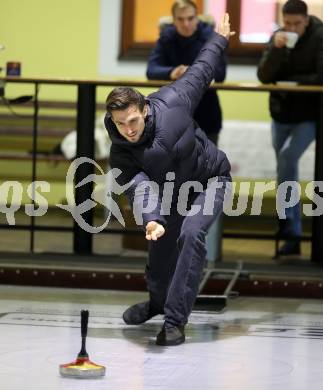 Fussball Bundesliga. Stockschiessen. SK  Austria Klagenfurt. Thorsten Mahrer. Launsdorf,  am 11.12.2024.
Foto: Kuess
www.qspictures.net
---
pressefotos, pressefotografie, kuess, qs, qspictures, sport, bild, bilder, bilddatenbank