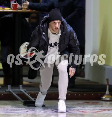 Fussball Bundesliga. Stockschiessen. SK  Austria Klagenfurt. Florian Jaritz. Launsdorf,  am 11.12.2024.
Foto: Kuess
www.qspictures.net
---
pressefotos, pressefotografie, kuess, qs, qspictures, sport, bild, bilder, bilddatenbank