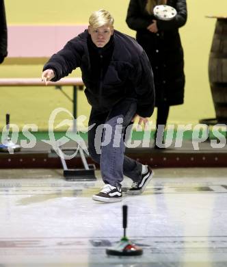 Fussball Bundesliga. Stockschiessen. SK  Austria Klagenfurt. Jonas Kuehn. Launsdorf,  am 11.12.2024.
Foto: Kuess
www.qspictures.net
---
pressefotos, pressefotografie, kuess, qs, qspictures, sport, bild, bilder, bilddatenbank