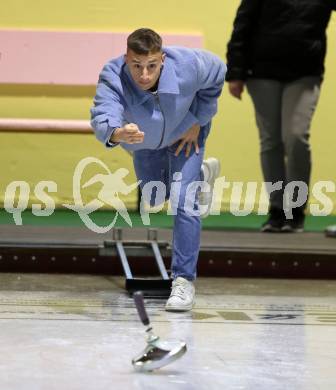 Fussball Bundesliga. Stockschiessen. SK  Austria Klagenfurt. Tobias Koch.  Launsdorf,  am 11.12.2024.
Foto: Kuess
www.qspictures.net
---
pressefotos, pressefotografie, kuess, qs, qspictures, sport, bild, bilder, bilddatenbank