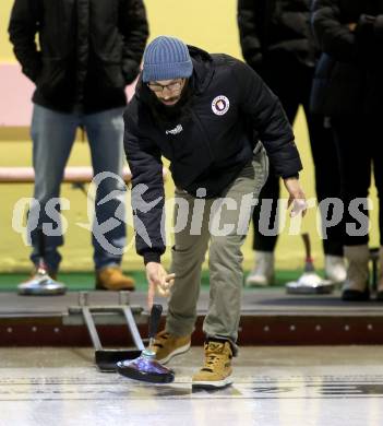 Fussball Bundesliga. Stockschiessen. SK  Austria Klagenfurt .Stefan Wutte. Launsdorf,  am 11.12.2024.
Foto: Kuess
www.qspictures.net
---
pressefotos, pressefotografie, kuess, qs, qspictures, sport, bild, bilder, bilddatenbank