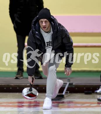Fussball Bundesliga. Stockschiessen. SK  Austria Klagenfurt. Florian Jaritz.  Launsdorf,  am 11.12.2024.
Foto: Kuess
www.qspictures.net
---
pressefotos, pressefotografie, kuess, qs, qspictures, sport, bild, bilder, bilddatenbank