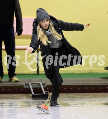 Fussball Bundesliga. Stockschiessen. SK  Austria Klagenfurt.  Launsdorf,  am 11.12.2024.
Foto: Kuess
www.qspictures.net
---
pressefotos, pressefotografie, kuess, qs, qspictures, sport, bild, bilder, bilddatenbank