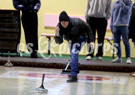 Fussball Bundesliga. Stockschiessen. SK  Austria Klagenfurt .Co-Trainer Martin Lassnig. Launsdorf,  am 11.12.2024.
Foto: Kuess
www.qspictures.net
---
pressefotos, pressefotografie, kuess, qs, qspictures, sport, bild, bilder, bilddatenbank