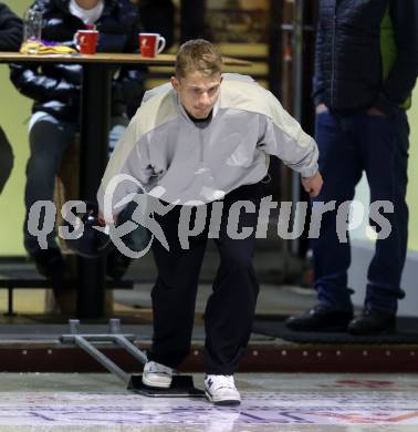 Fussball Bundesliga. Stockschiessen. SK  Austria Klagenfurt .Nicolas Binderl. Launsdorf,  am 11.12.2024.
Foto: Kuess
www.qspictures.net
---
pressefotos, pressefotografie, kuess, qs, qspictures, sport, bild, bilder, bilddatenbank