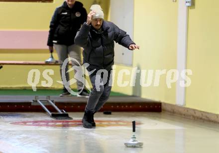 Fussball Bundesliga. Stockschiessen. SK  Austria Klagenfurt .Christopher Wernitznig. Launsdorf,  am 11.12.2024.
Foto: Kuess
www.qspictures.net
---
pressefotos, pressefotografie, kuess, qs, qspictures, sport, bild, bilder, bilddatenbank