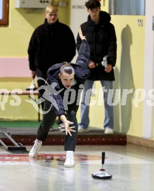Fussball Bundesliga. Stockschiessen. SK  Austria Klagenfurt. Niklas Szerencsi.  Launsdorf,  am 11.12.2024.
Foto: Kuess
www.qspictures.net
---
pressefotos, pressefotografie, kuess, qs, qspictures, sport, bild, bilder, bilddatenbank