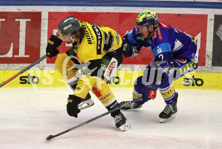 Eishockey ICE Bundesliga. VSV gegen HC Pustertal Woelfe.  Dylan Macpherson (VSV), Mars Mikael Frycklund (Pustertal). Villach, am 26.12.2024.
Foto: Kuess
---
pressefotos, pressefotografie, kuess, qs, qspictures, sport, bild, bilder, bilddatenbank