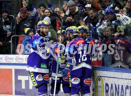 Eishockey ICE Bundesliga. VSV gegen HC Pustertal Woelfe.  Torjubel Maximilian Rebernig, John Hughes, Alex Wall, Kevin Hancock (VSV). Villach, am 26.12.2024.
Foto: Kuess
---
pressefotos, pressefotografie, kuess, qs, qspictures, sport, bild, bilder, bilddatenbank