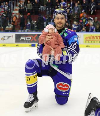 Eishockey ICE Bundesliga. VSV gegen HC Pustertal Woelfe.  Alex Wall (VSV). Villach, am 26.12.2024.
Foto: Kuess
---
pressefotos, pressefotografie, kuess, qs, qspictures, sport, bild, bilder, bilddatenbank