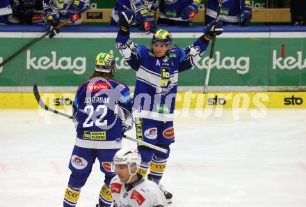 Eishockey ICE Bundesliga. VSV gegen Szkesfehervar,   Torjubel Nikita Scherbak, Philipp Lindner (VSV). Villach, am 1.1.2025
Foto: Kuess
---
pressefotos, pressefotografie, kuess, qs, qspictures, sport, bild, bilder, bilddatenbank