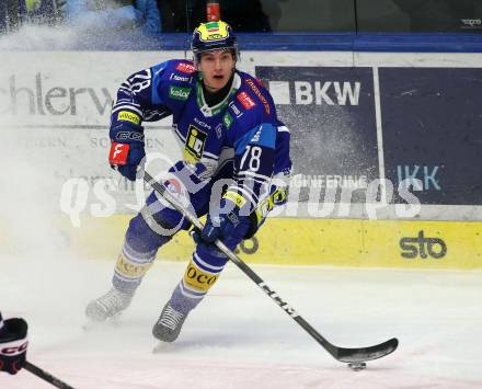 Eishockey ICE Bundesliga. VSV gegen Szkesfehervar,   Felix Maxa (VSV). Villach, am 1.1.2025
Foto: Kuess
---
pressefotos, pressefotografie, kuess, qs, qspictures, sport, bild, bilder, bilddatenbank
