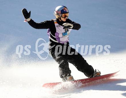 Snowboard. Big Air. Frauen. Qualifikation. Anna Gasser. WÃ¶rthersee Stadion. Klagenfurt, am 3.1.2024.
Foto: Kuess
---
pressefotos, pressefotografie, kuess, qs, qspictures, sport, bild, bilder, bilddatenbank