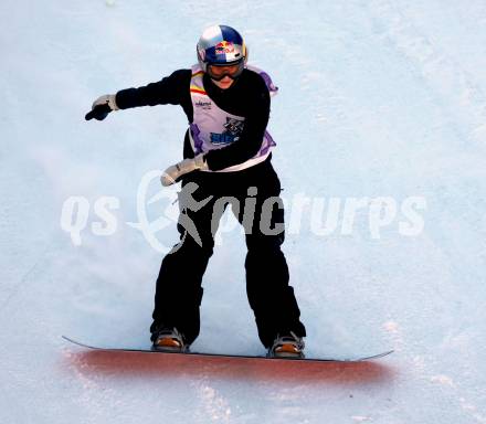 Snowboard. Big Air. Frauen. Qualifikation. Anna Gasser. WÃ¶rthersee Stadion. Klagenfurt, am 3.1.2024.
Foto: Kuess
---
pressefotos, pressefotografie, kuess, qs, qspictures, sport, bild, bilder, bilddatenbank