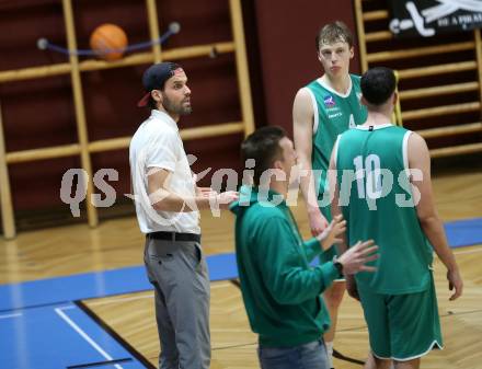 Basketball 2. Liga 2024/2025. Grunddurchgang 20. Runde.  Woerthersee Piraten gegen KOS.    Trainer Dalibor Cevriz (KOS). Klagenfurt, am 22.2.2025.
Foto: Kuess


---
pressefotos, pressefotografie, kuess, qs, qspictures, sport, bild, bilder, bilddatenbank