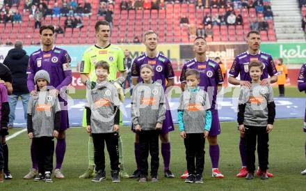 Fussball Bundesliga. SK Austria Klagenfurt gegen GAK. Thorsten Mahrer, Simon Spari, Christopher Cvetko, Tobias Koch, Christopher Wernitznig,   (Klagenfurt). Klagenfurt, am 22.2.2025.
Foto: Kuess
---
pressefotos, pressefotografie, kuess, qs, qspictures, sport, bild, bilder, bilddatenbank