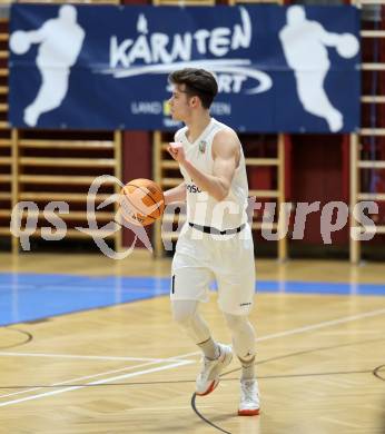 Basketball 2. Liga 2024/2025. Grunddurchgang 21. Runde.   KOS Celovec gegen BBU Salzburg.    Simon Siencnik (KOS),  Klagenfurt, am 1.3.2025.
Foto: Kuess


---
pressefotos, pressefotografie, kuess, qs, qspictures, sport, bild, bilder, bilddatenbank
