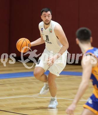 Basketball 2. Liga 2024/2025. Grunddurchgang 21. Runde.   KOS Celovec gegen BBU Salzburg.   Veljko Dena (KOS),    Klagenfurt, am 1.3.2025.
Foto: Kuess


---
pressefotos, pressefotografie, kuess, qs, qspictures, sport, bild, bilder, bilddatenbank