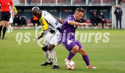 Fussball Bundesliga. SK Austria Klagenfurt gegen LASK. Tobias Koch (Klagenfurt),   Samuel Oluwabukunmi Adeniran  (LASK). Klagenfurt, am 2.3..2025.
Foto: Kuess
---
pressefotos, pressefotografie, kuess, qs, qspictures, sport, bild, bilder, bilddatenbank
