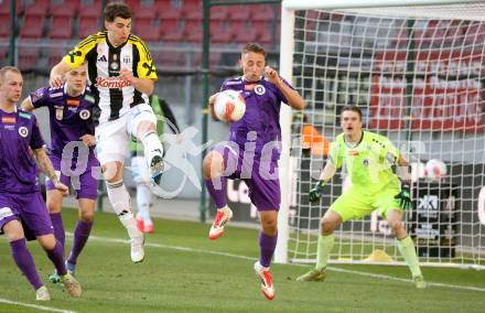 Fussball Bundesliga. SK Austria Klagenfurt gegen LASK. Tobias Koch  (Klagenfurt),   Ivan Ljubic  (LASK). Klagenfurt, am 2.3..2025.
Foto: Kuess
---
pressefotos, pressefotografie, kuess, qs, qspictures, sport, bild, bilder, bilddatenbank