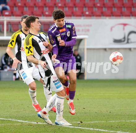 Fussball Bundesliga. SK Austria Klagenfurt gegen LASK. Ben Bobzien (Klagenfurt),   Ivan Ljubic (LASK). Klagenfurt, am 2.3..2025.
Foto: Kuess
---
pressefotos, pressefotografie, kuess, qs, qspictures, sport, bild, bilder, bilddatenbank