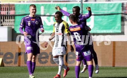 Fussball Bundesliga. SK Austria Klagenfurt gegen LASK. Torjubel Nicolas Binder, Tobias Koch, Solomon Bonnah (Klagenfurt). Klagenfurt, am 2.3..2025.
Foto: Kuess
---
pressefotos, pressefotografie, kuess, qs, qspictures, sport, bild, bilder, bilddatenbank