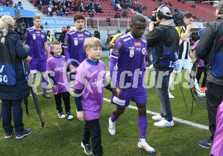 Fussball Bundesliga. SK Austria Klagenfurt gegen LASK. Solomon Bonnah, Ben Bobzien (Klagenfurt). Klagenfurt, am 2.3..2025.
Foto: Kuess
---
pressefotos, pressefotografie, kuess, qs, qspictures, sport, bild, bilder, bilddatenbank
