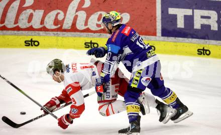 Eishockey ICE Bundesliga. VSV gegen Bozen.  Thomas Vallant   (VSV), Brad McClure (Bozen). Villach, am 4.3.2025.
Foto: Kuess
---
pressefotos, pressefotografie, kuess, qs, qspictures, sport, bild, bilder, bilddatenbank