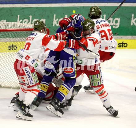 Eishockey ICE Bundesliga. VSV gegen Bozen.  Maximilian Rebernig  (VSV), Dustin Gazley, Peter Spornberger (Bozen). Villach, am 4.3.2025.
Foto: Kuess
---
pressefotos, pressefotografie, kuess, qs, qspictures, sport, bild, bilder, bilddatenbank