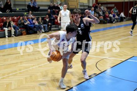 Basketball 2. Liga 2024/2025. Grunddurchgang 22. Runde.   KOS Celovec gegen RAIDERS Tirol.   Jaron Jabornig (KOS),   Noah Sparber (Tirol). Klagenfurt, am 8.3.2025.
Foto: Kuess


---
pressefotos, pressefotografie, kuess, qs, qspictures, sport, bild, bilder, bilddatenbank