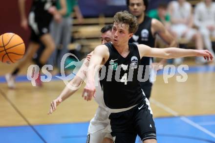 Basketball 2. Liga 2024/2025. Grunddurchgang 22. Runde.   KOS Celovec gegen RAIDERS Tirol.  Tim-Joel Deschner (Tirol). Klagenfurt, am 8.3.2025.
Foto: Kuess


---
pressefotos, pressefotografie, kuess, qs, qspictures, sport, bild, bilder, bilddatenbank