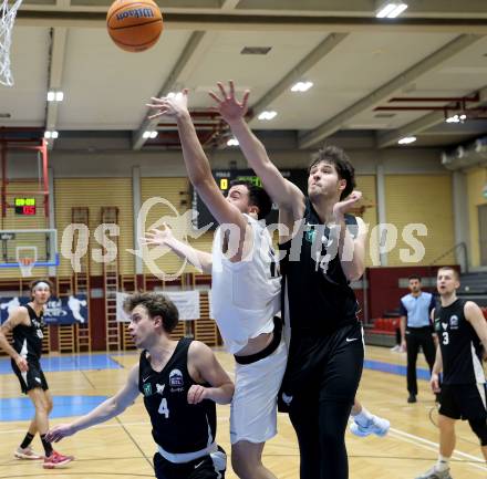 Basketball 2. Liga 2024/2025. Grunddurchgang 22. Runde.   KOS Celovec gegen RAIDERS Tirol.   Veljko Dena (KOS),  Petar Nemcec  (Tirol). Klagenfurt, am 8.3.2025.
Foto: Kuess


---
pressefotos, pressefotografie, kuess, qs, qspictures, sport, bild, bilder, bilddatenbank