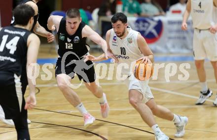 Basketball 2. Liga 2024/2025. Grunddurchgang 22. Runde.   KOS Celovec gegen RAIDERS Tirol.   Veljko Dena (KOS),  Moritz Hoelzer  (Tirol). Klagenfurt, am 8.3.2025.
Foto: Kuess


---
pressefotos, pressefotografie, kuess, qs, qspictures, sport, bild, bilder, bilddatenbank