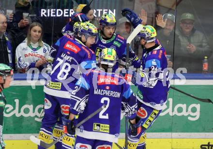 Eishockey ICE Bundesliga. VSV gegen Bozen.  Torjubel Mark Katic, Nikita Scherbak, Felix Maxa, Dylan Macpherson (VSV) . Villach, am 9.3.2025
Foto: Kuess
---
pressefotos, pressefotografie, kuess, qs, qspictures, sport, bild, bilder, bilddatenbank