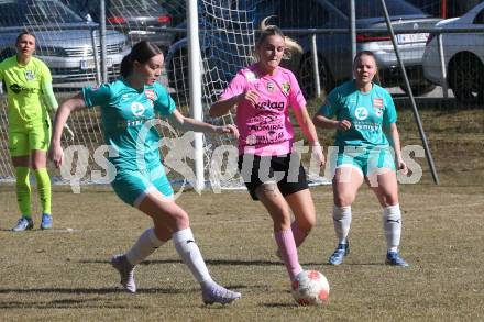 Fussball Frauen. 2. Bundesliga. Carinthians LIWOdruck Hornets gegen SG MALEREI GLANZER Geretsberg/Buerrmoos. Jasmin Michelle Ortner (Carinthians Hornets), Laura Oeller (Geretsberg/Buermoos). Sachsenburg, am 9.3.2024.
Foto: Kuess
---
pressefotos, pressefotografie, kuess, qs, qspictures, sport, bild, bilder, bilddatenbank