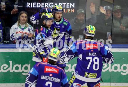 Eishockey ICE Bundesliga. VSV gegen Bozen.  Torjubel Mark Katic, Nikita Scherbak, Felix Maxa, Dylan Macpherson (VSV) . Villach, am 9.3.2025
Foto: Kuess
---
pressefotos, pressefotografie, kuess, qs, qspictures, sport, bild, bilder, bilddatenbank